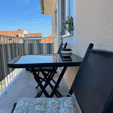 Apartment Lora