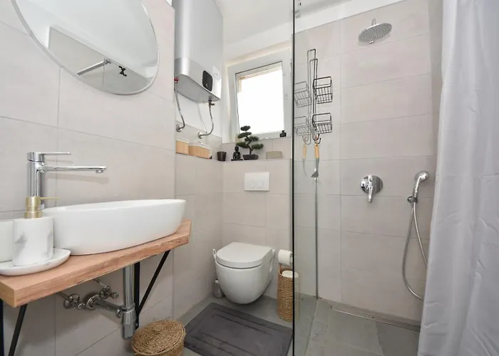 Apartman Lora