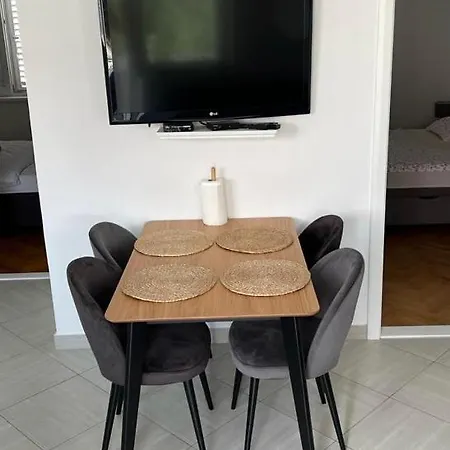 Lora Apartment Biograd Na Moru